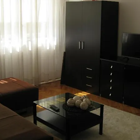 Apartment Palas Apartment *